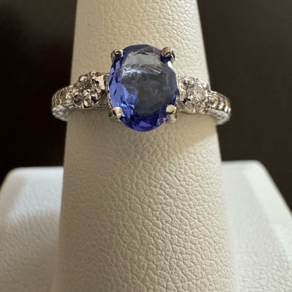 14K White Gold Tanzanite Solitaire with Diamonds Ring size 8 - Picture 1 of 6